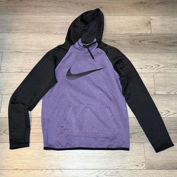 Nike Therma Fit Women's Training Fleece Pullover Hoodie Sweatshirt Small Ladies - Picture 1 of 6